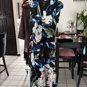 White House Black Market Multicolor Floral dress